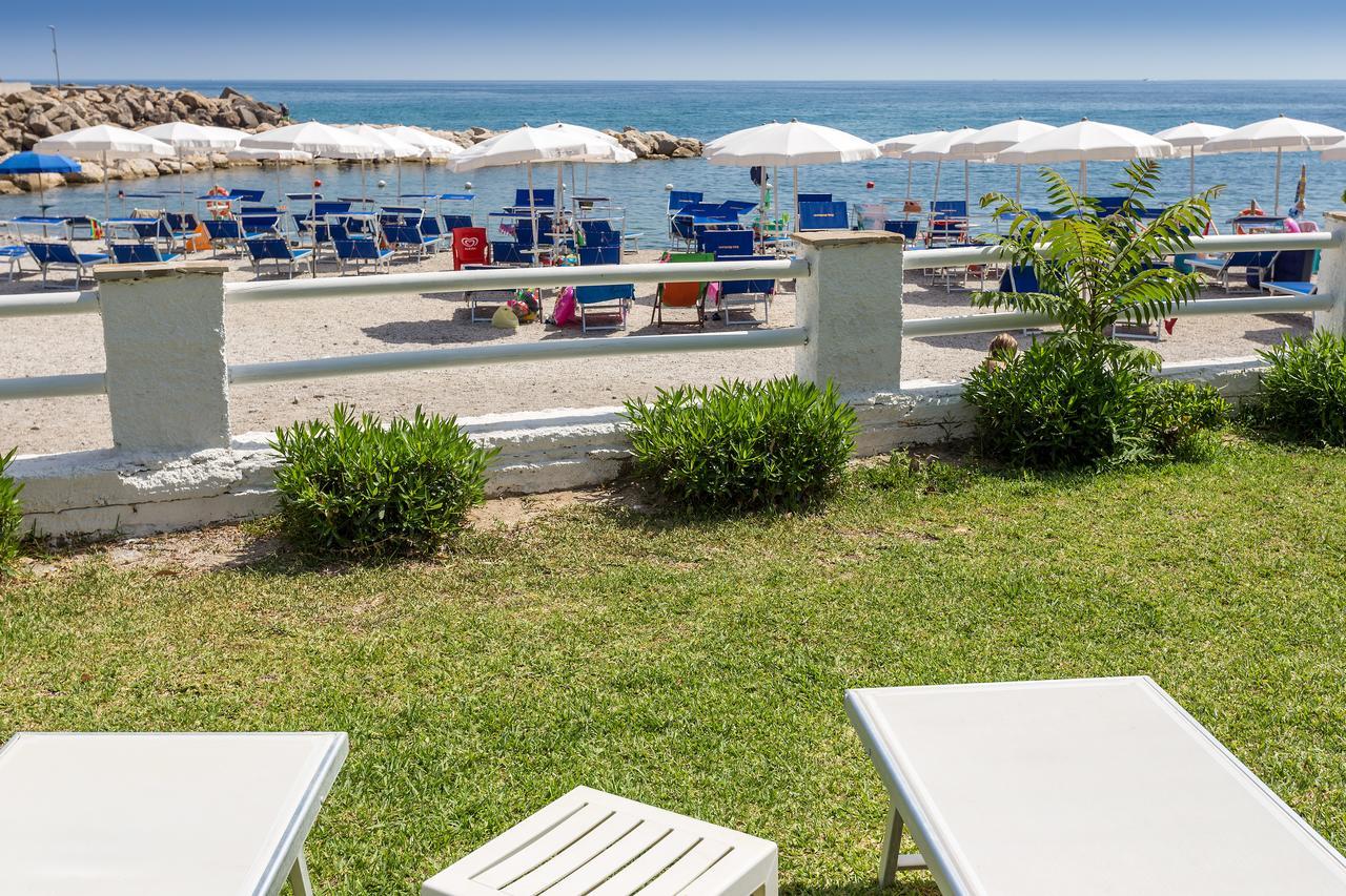 Agnone Cilento Baia Marticana Residence Hotel מראה חיצוני תמונה